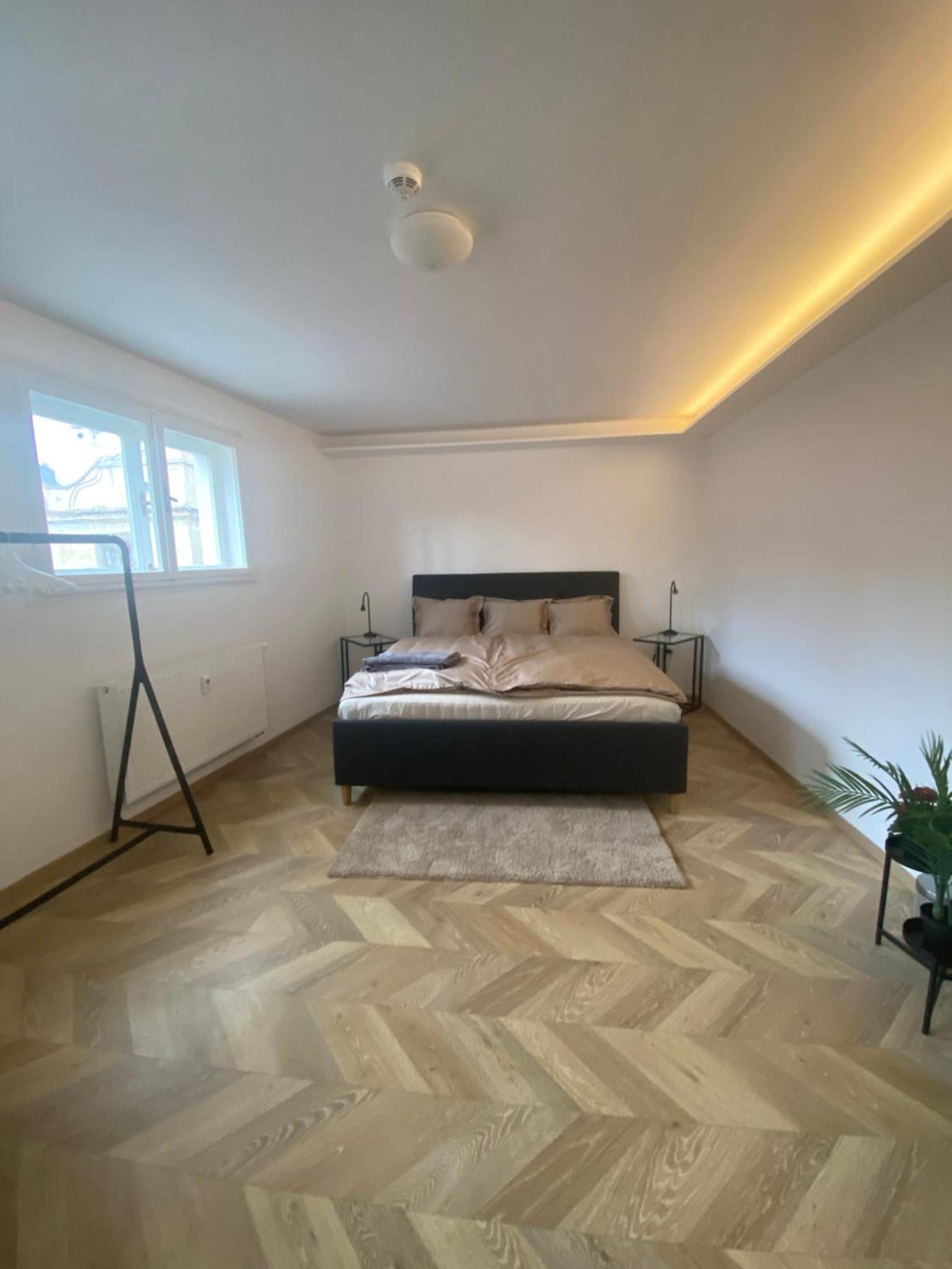 V Centru Krumlova Apartment *